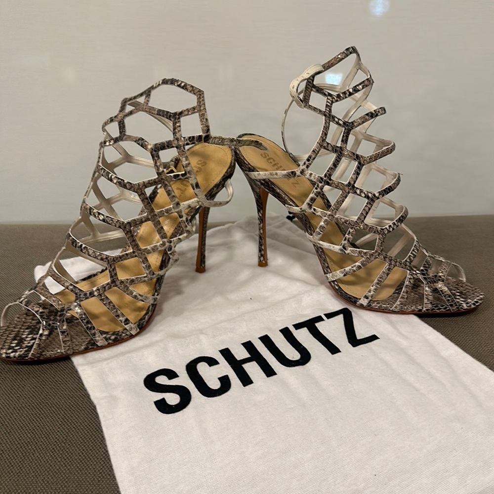Schutz Juliana Sandal Pearl